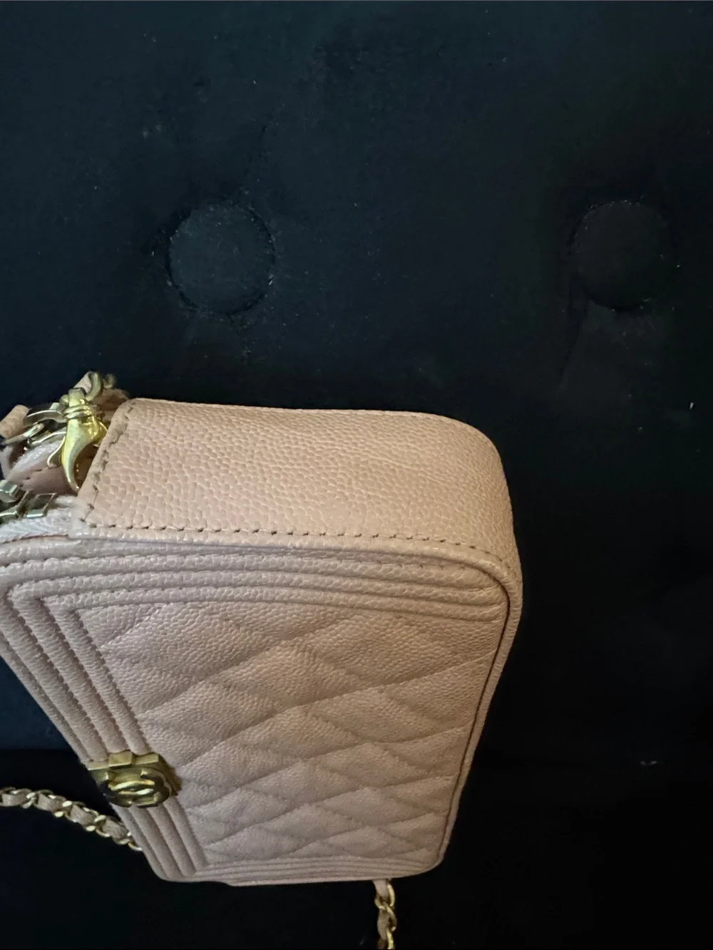 CHANEL Boy Wallet on Chain. Pink Caviar.